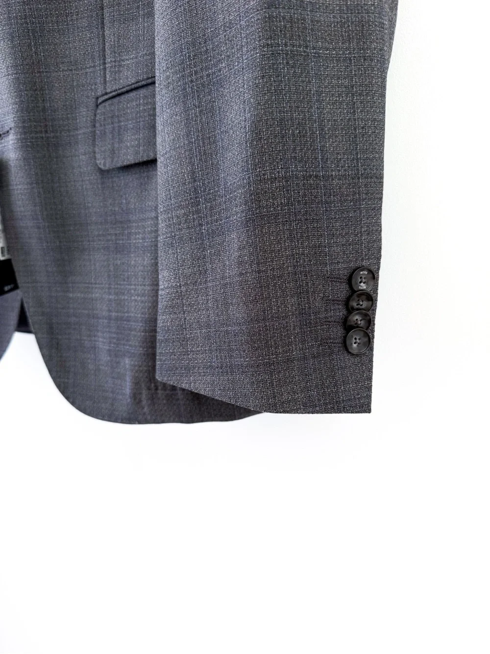 NWT New BOSS Men’s Gray Plaid Blazer Italian Wool Holy-Allee 3 Sport Coat